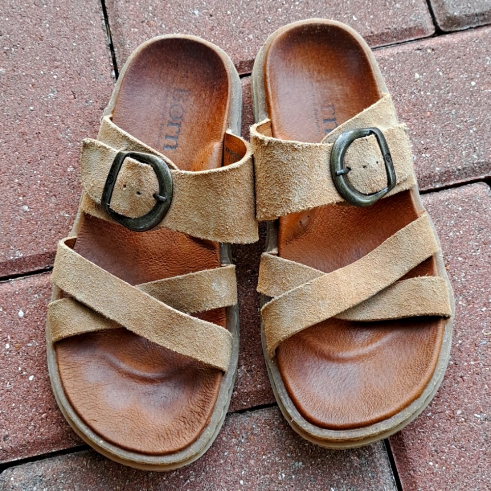 Born womens sandals, size 6, tan